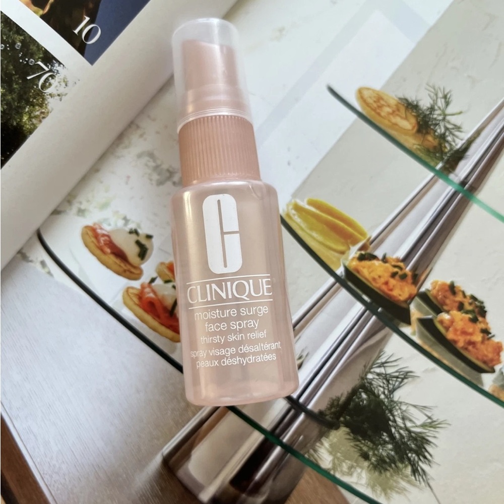 Clinique Moisture Surge Face Spray Thirsty Skin Relief - 30ml